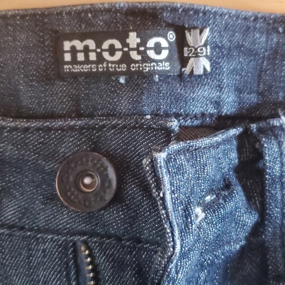 MOTO Dark Wash Kick-Flare Jeans - Picture 2 of 7